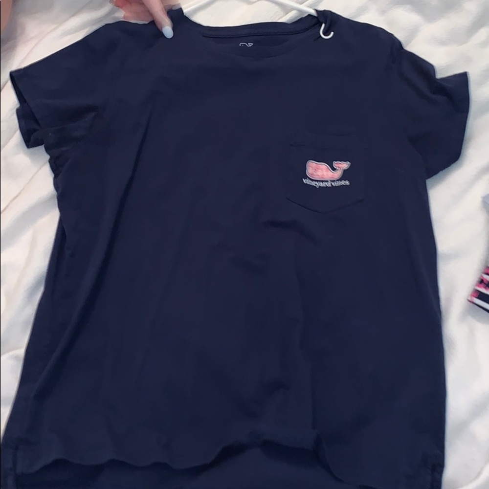 Vineyard Vines tee shirt
